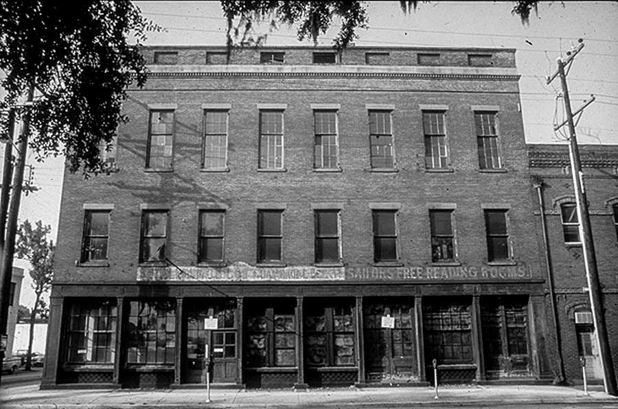 Haunted Savannah Hotel